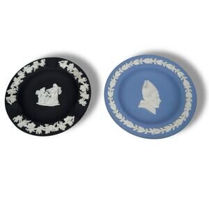 Vintage Wedgwood Jasperware Black Blue Ashtray Trinket Dish Aurora Saint Lot 2